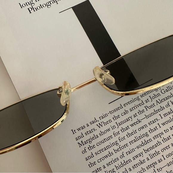 Vintage Skinny Rectangle Sunglasses in Gold - Picture 5 of 7